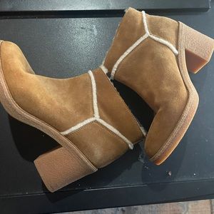 Ugg Kasen boots